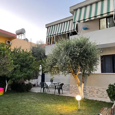 Casa de hóspedes Mabel 3*